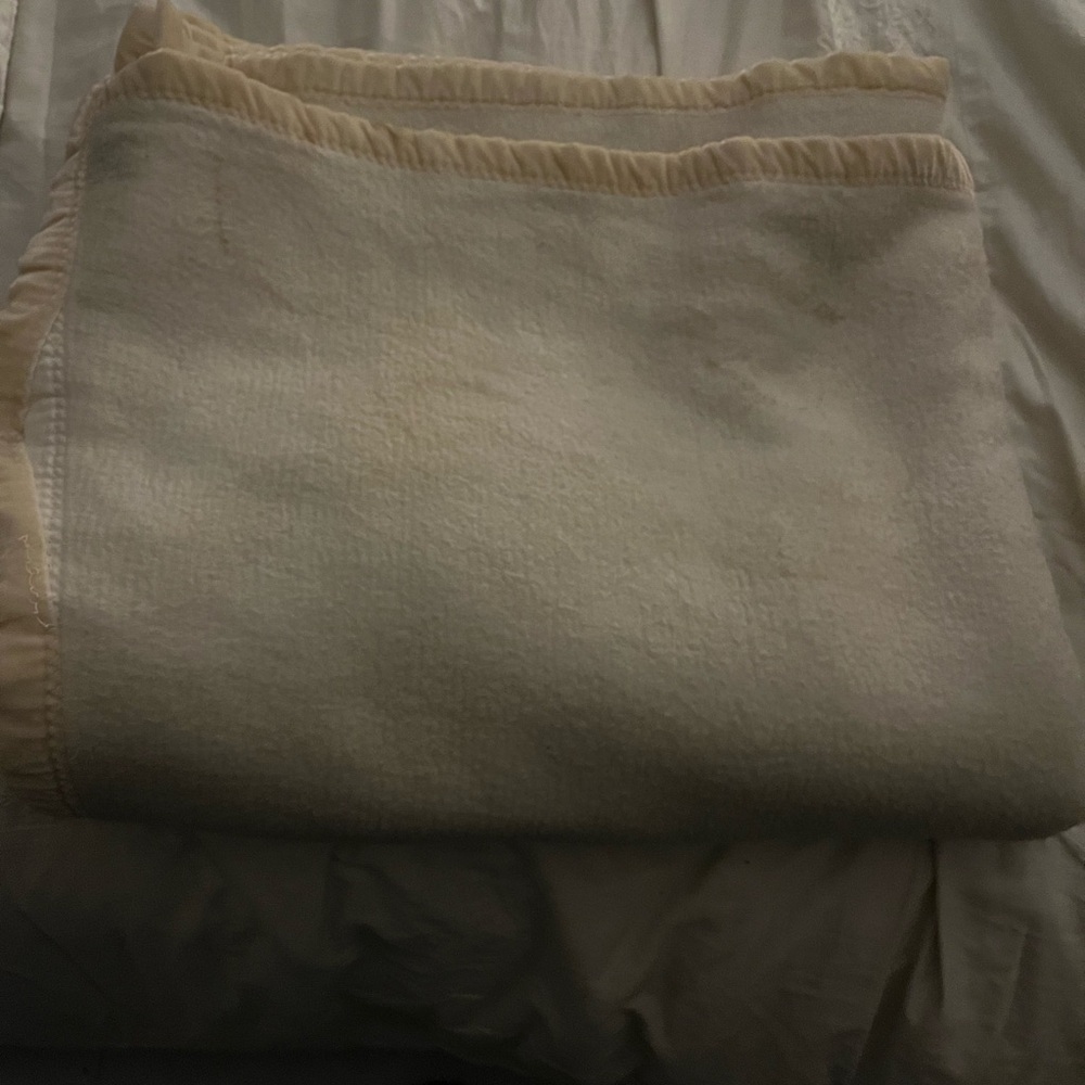 Cozy off white vintage wool Blanket